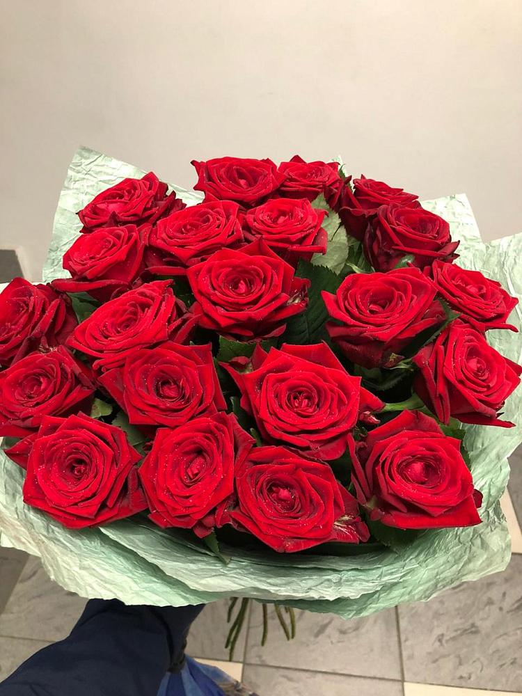 Розы Классика в Красочном Букет Классика в Красочном