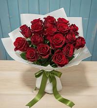 Букет Красные розы в Красочном