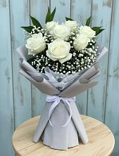 Букет цветов из:  Розы в Красочном