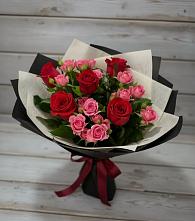 Букет цветов из:  Розы #REPLACE_PRED# Красочном