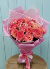 Букет 15 Розовых роз Равель в Красочном